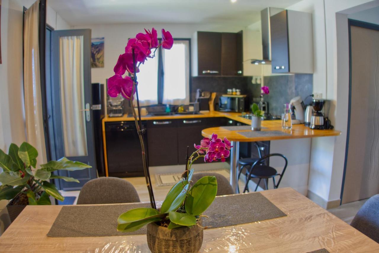 Ka Hema - Maison Entiere Avec Jacuzzi Et Vue Sur Mer Saint-Joseph Exteriör bild